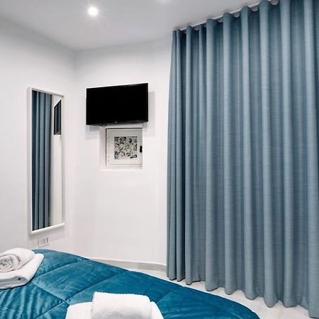 Ampolla House Apartment Napoli Bagian luar foto
